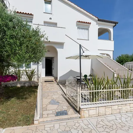 Palace New! Porec