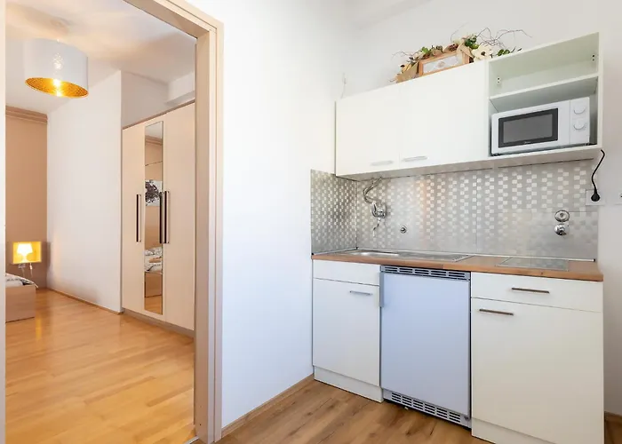 Apartment Palace