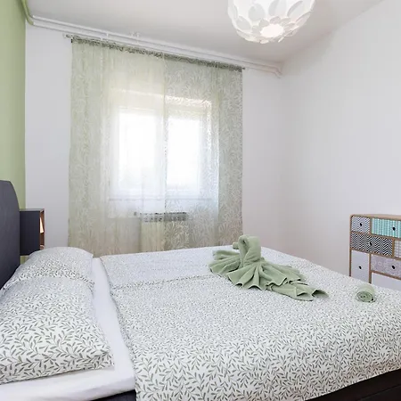 Palace Apartman *